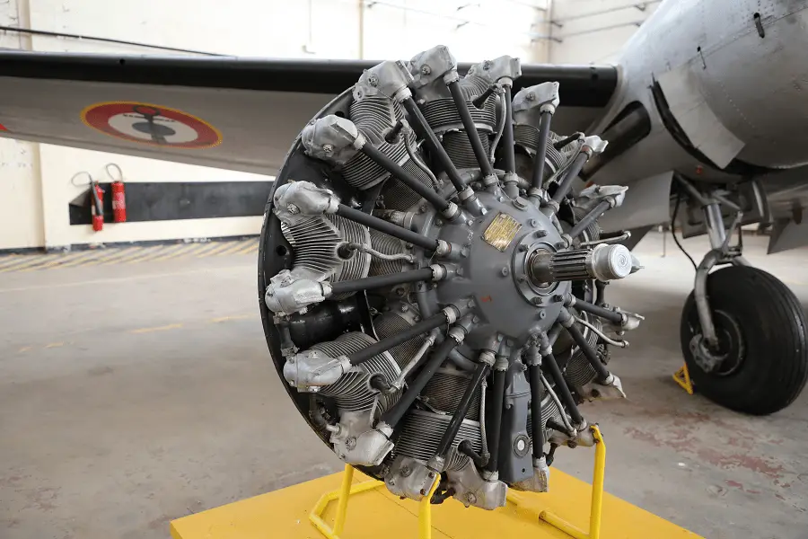 Pratt & Whitney R-985 Wasp Junior